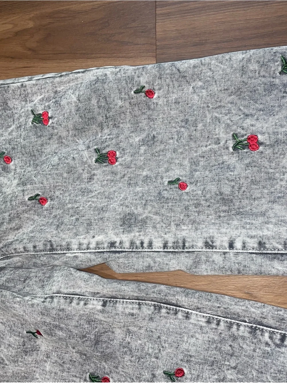 SHEIN Gray Acid-Wash Jeans with Red Cherry Embroidery